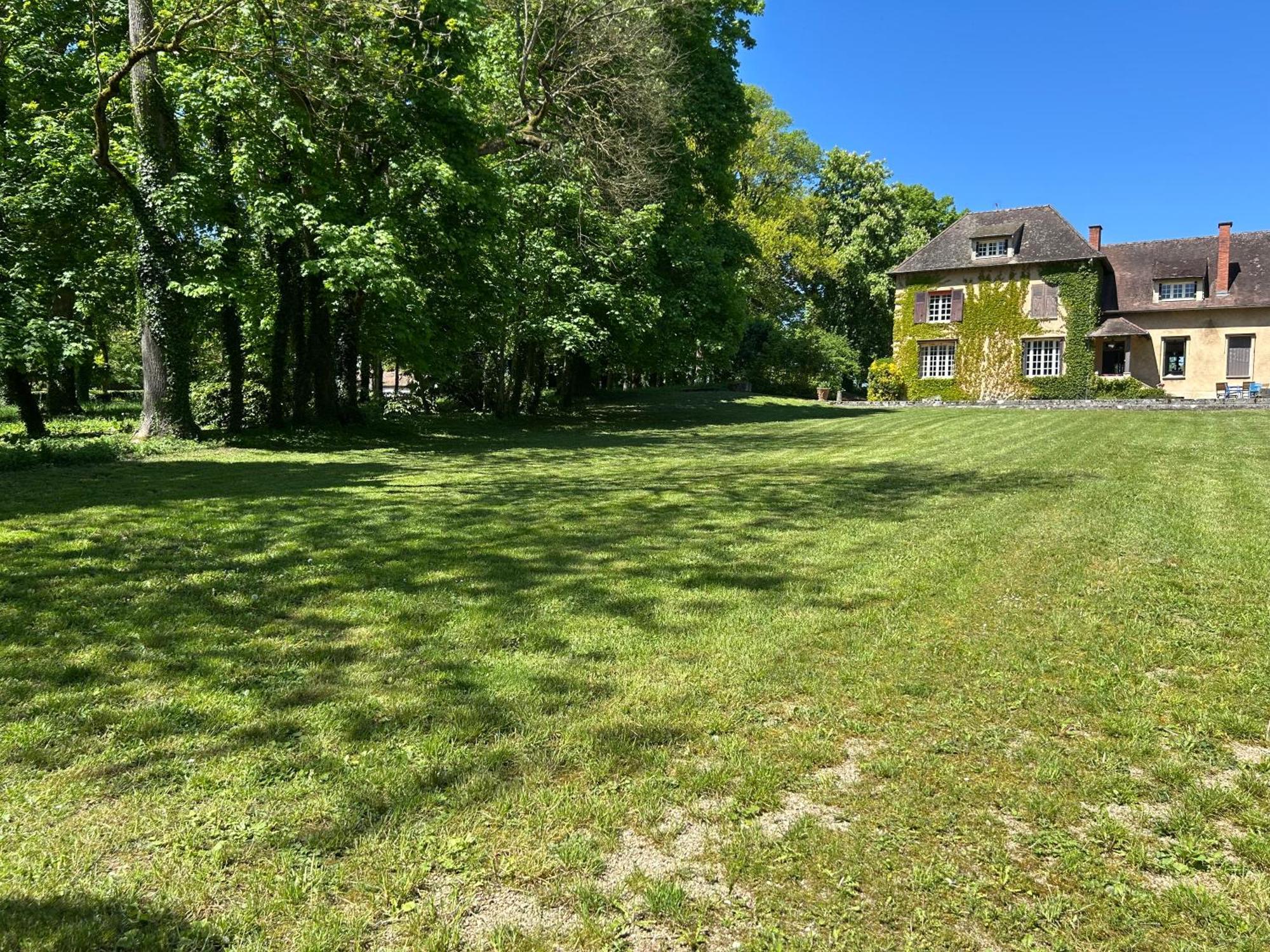 Le Parc Coulanges-sur-Yonne Exterior foto